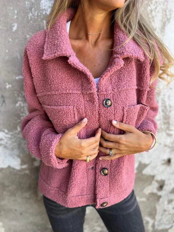 Ilaria – La Giacca Elegante per l’Autunno