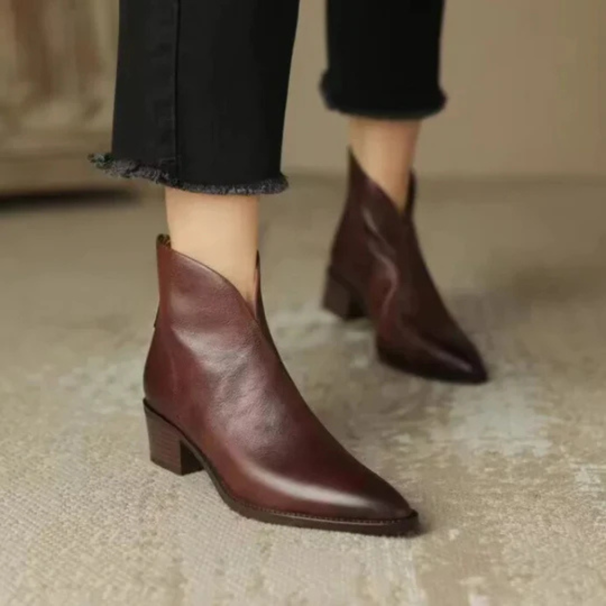 Alessandra - Eleganza e Comfort in Ogni Passo