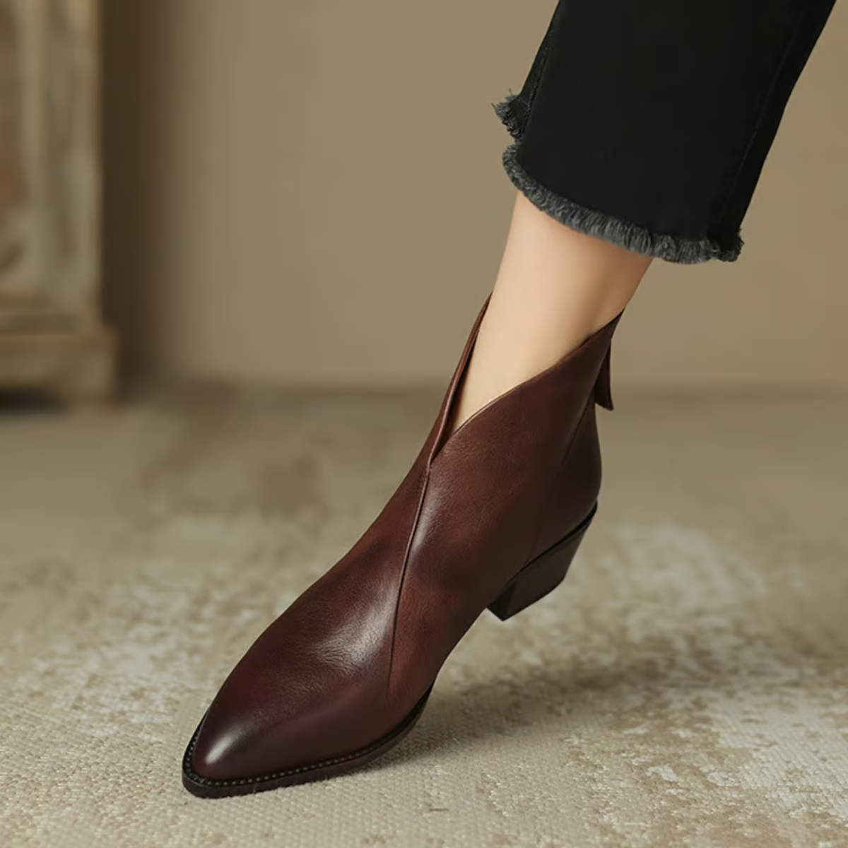 Alessandra - Eleganza e Comfort in Ogni Passo