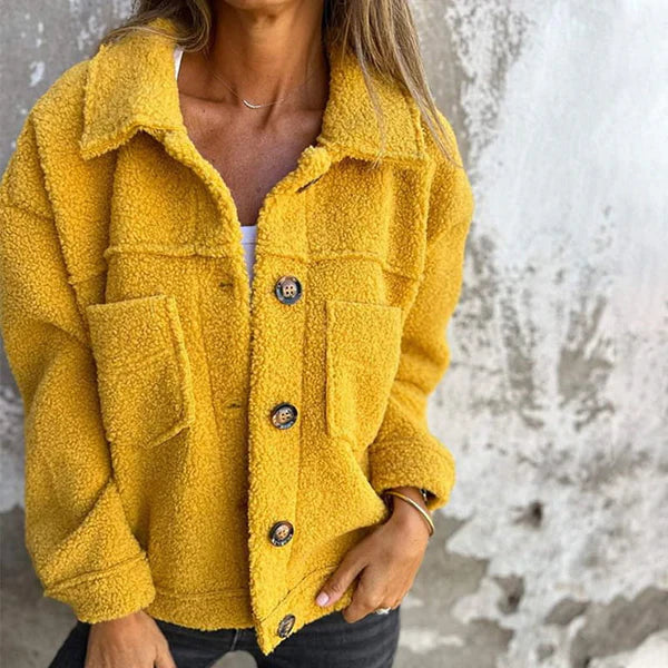 Ilaria – La Giacca Elegante per l’Autunno
